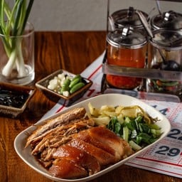 ขาหมูเปล่า