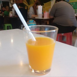 น้ำส้มคั้นสด