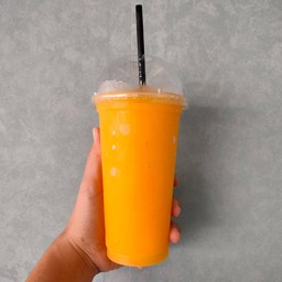 น้ำผลไม้สดปั่น & นมหมีปั่น