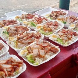 ข้าวหมูแดง+หมูกรอบ 5กล่อง