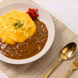 ข้าวแกงกะหรี่ไข่ข้น