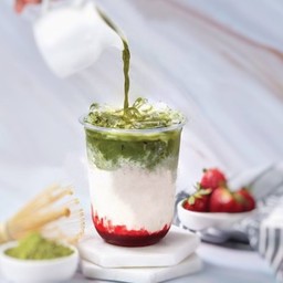 สตรอว์เบอร์รี่มัทฉะลาเต้