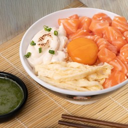 ข้าวแซลมอนเต๋า(สด)ไข่ดองโชยุ
