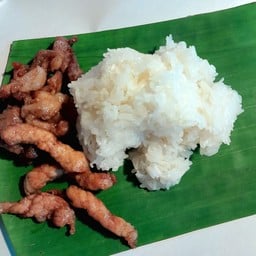 ข้าวเหนียวหมูแดดเดียว