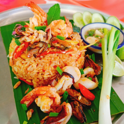 ข้าวผัดต้มยำทะเล