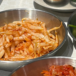 ยำถั่วงอก เกาหลี