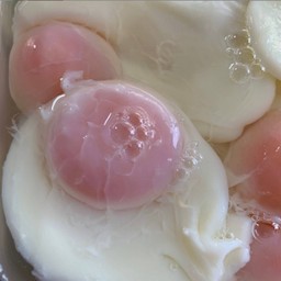 บัวลอยไข่หวานแยกน้ำกะทิ