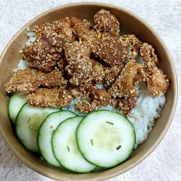 ข้าวหมูคลุกฝุ่น