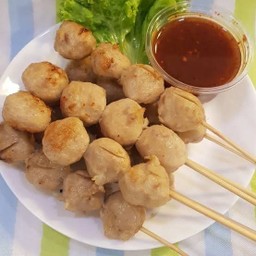 ไอซ์เอส🐙ปลาหมึกย่าง&🍡ลูกชิ้นปิ้ง.&ลูกชิ้นทอด.🍡🌶️