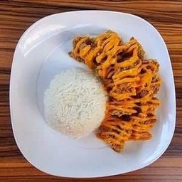 ข้าวไก่กรอบราดซอสชีส