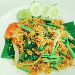 ข้าวผัดแหนม