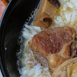 ข้าวต้มหมูตุ๋น by.แม่ประนอม