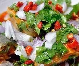 ยำปลากระป๋อง