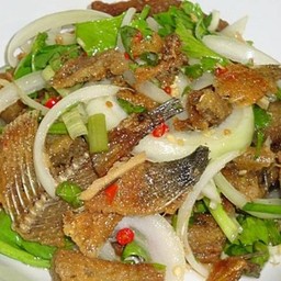 ยำปลาสลิด