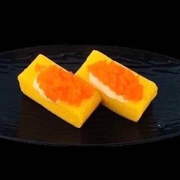ไข่หวานหน้าไข่กุ้ง 2 ชิ้น