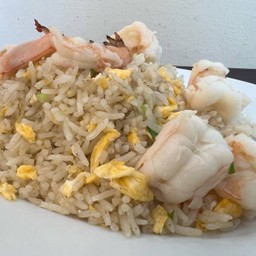 ข้าวผัดกุ้ง LM