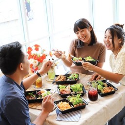 Meal Box 15-20 กล่อง ราคาพิเศษกล่องละ 219 บาท (คละเมนูได้)