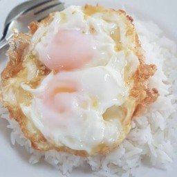 ข้าวไข่ดาวคู่