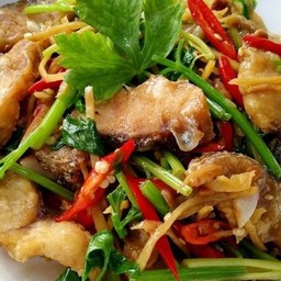 ปลาคังผัดคื่นฉ่าย