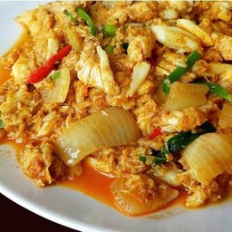 เนื้อปูผัดผงกระหรี่