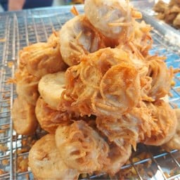 เผือกทอด