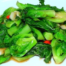 ผัดเเขนง + คะน้าไฟแดง