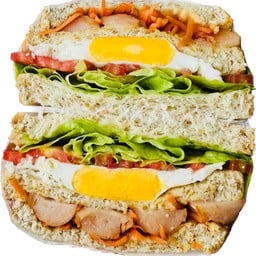 Goodeats แซนวิชเกาหลี มาม่าเผ็ด