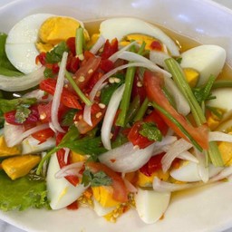 ยำไข่ต้ม