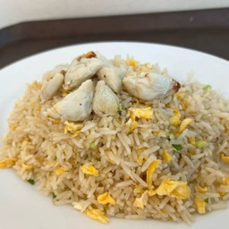 ข้าวผัดปู LM