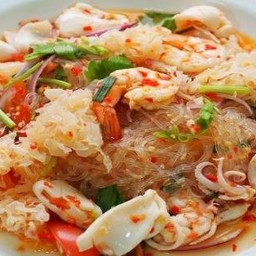 ยำวุ้นเส้นทะเล