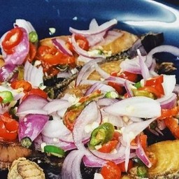 ยำปลาเค็ม