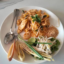 ผัดไทไก่