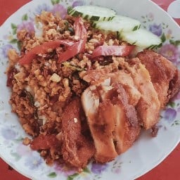 ก.ไก่ทอดส้มตำ