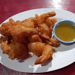 กุ้งชุบแป้งทอด