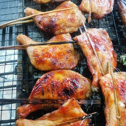 ไก่ย่างน่องสะโพก