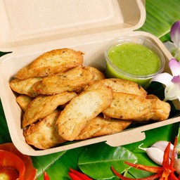 ทอดหมูยอ+น้ำจิ้มซีฟู๊ด