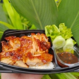 แซนวิช ข้าวกะเพรา ข้าวหน้าไก่ย่าง O&N House242