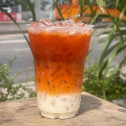 AMATA COFFEE &  ครอฟเฟิล