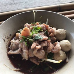 เกาเหลาหมูน้ำตก