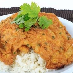 ข้าวไข่เจียวเครื่องแน่น เจ้าแรก แยกวุ่นวาย (ตรงข้ามโลตัส) -
