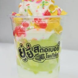 กีวี่โยเกิร์ตแก้วใหญ่