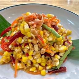 ตำข้าวโพดไข่เค็ม