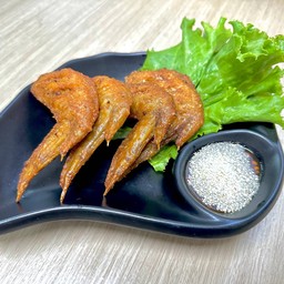 ปีกไก่ทอดเกลือ