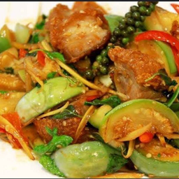 ผัดฉ่า ราดข้าว