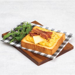 Brioche with Bacon & Scrambled Egg