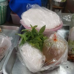 ขนมจีนน้ำยาป่าชุดละ