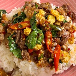 เนื้อติดมันผัดขี้เมาราดข้าว