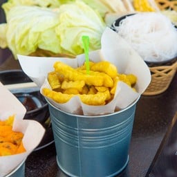 เฟรนฟรายจิ้มซอส