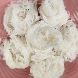 เส้นขนมจีนเปล่า