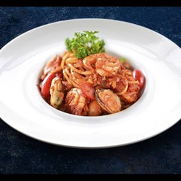 สปาเก็ตตี้ซอสมะเขือเทศซีฟู้ด 🚗